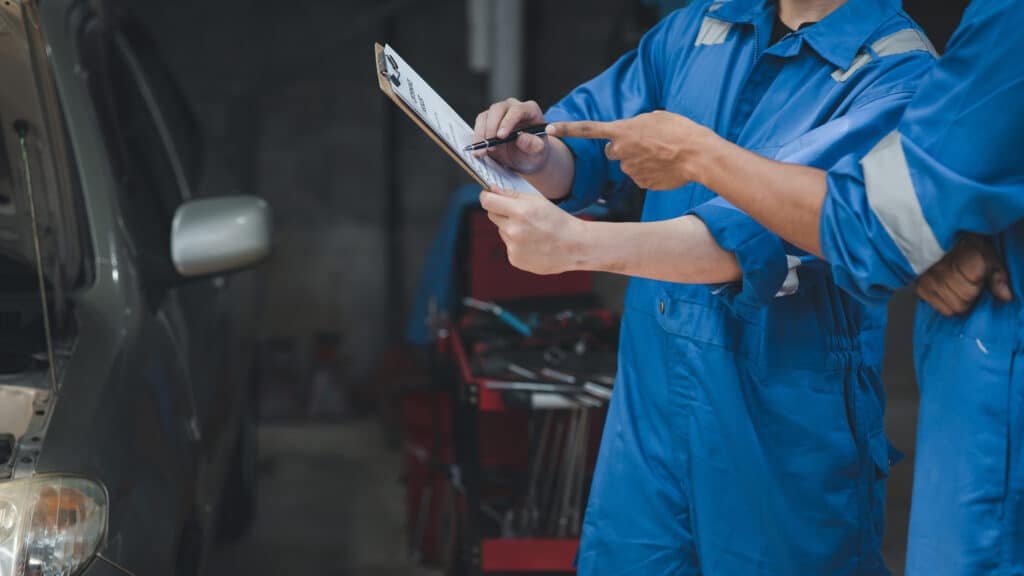 Joe's Service Department Indianapolis Car Mechanic